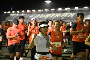 BIB: 202, 27382, 4423
                            <button type="button" onclick="openModal(10678798)" class="btn btn-primary btn-sm float-right btn-popup" data-toggle="modal" data-target=".modal-high-quality">
                        <i class="fas fa-shopping-cart"></i> Add to Cart
                    </button>
                                            <button type="button" onclick="isThisMe(10678798, true)" class="btn btn-success btn-sm float-right btn-popup btn-isme hidden" data-toggle="tooltip" data-placement="bottom" title="นี่คือรูปของคุณใช่ไหม คลิกที่นี่เพื่อเอาเข้าอัลบั้ม">
                        <i class="fas fa-plus"></i> Add to album
                    </button>
                    <button type="button" onclick="isThisMe(10678798, false)" class="btn btn-warning btn-sm float-right btn-popup btn-isnotme hidden">
                        <i class="fas fa-ban"></i> Remove from album
                    </button>